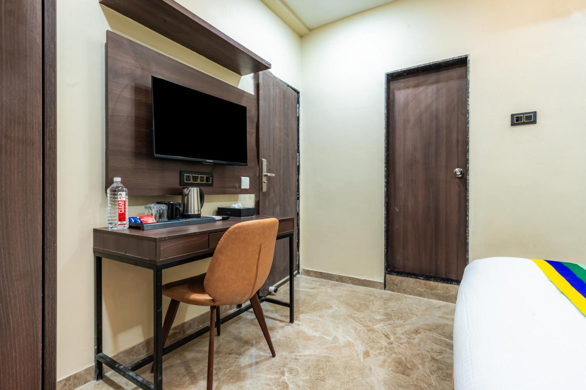 Treebo City Center Sakardara Экстерьер фото