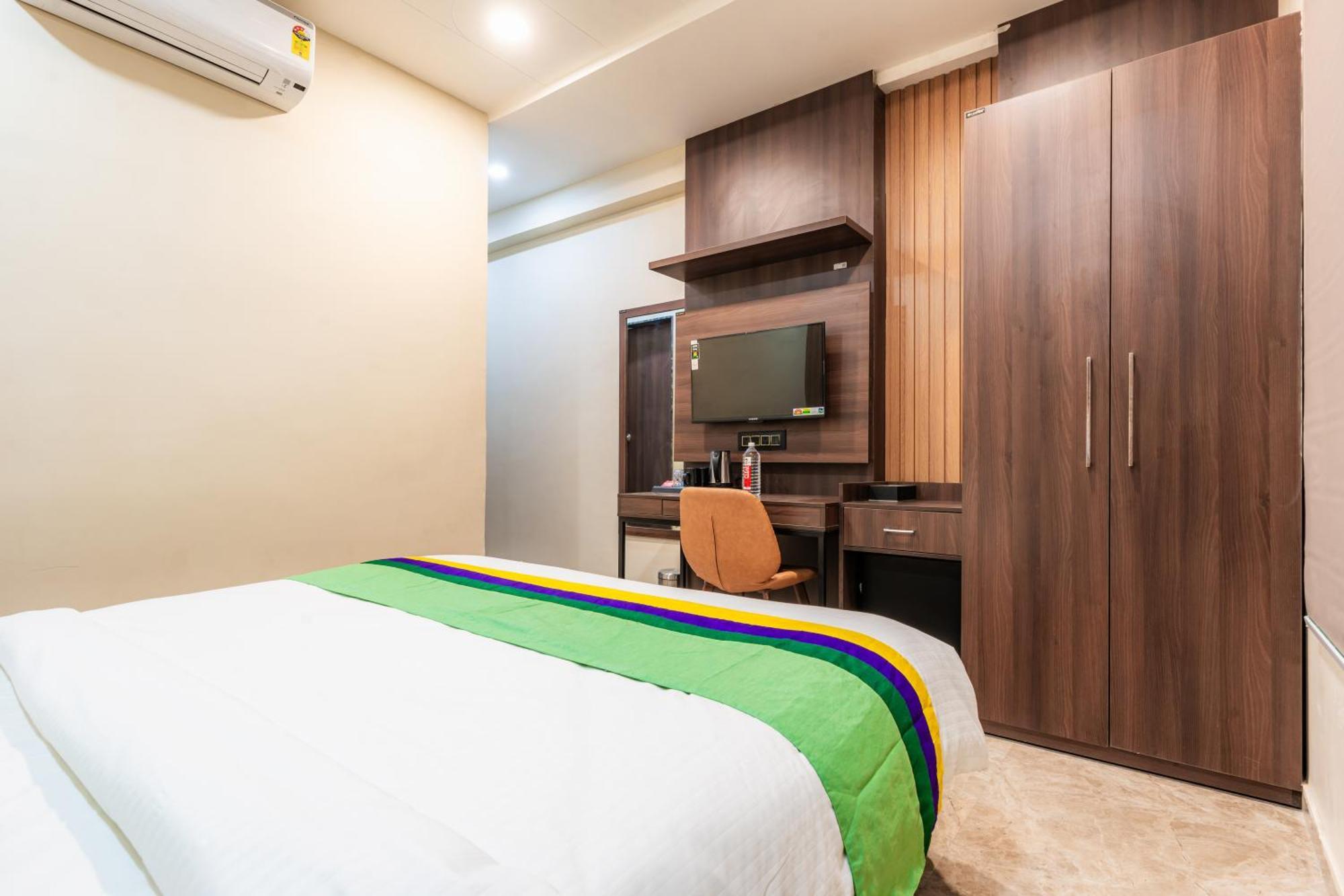Treebo City Center Sakardara Экстерьер фото