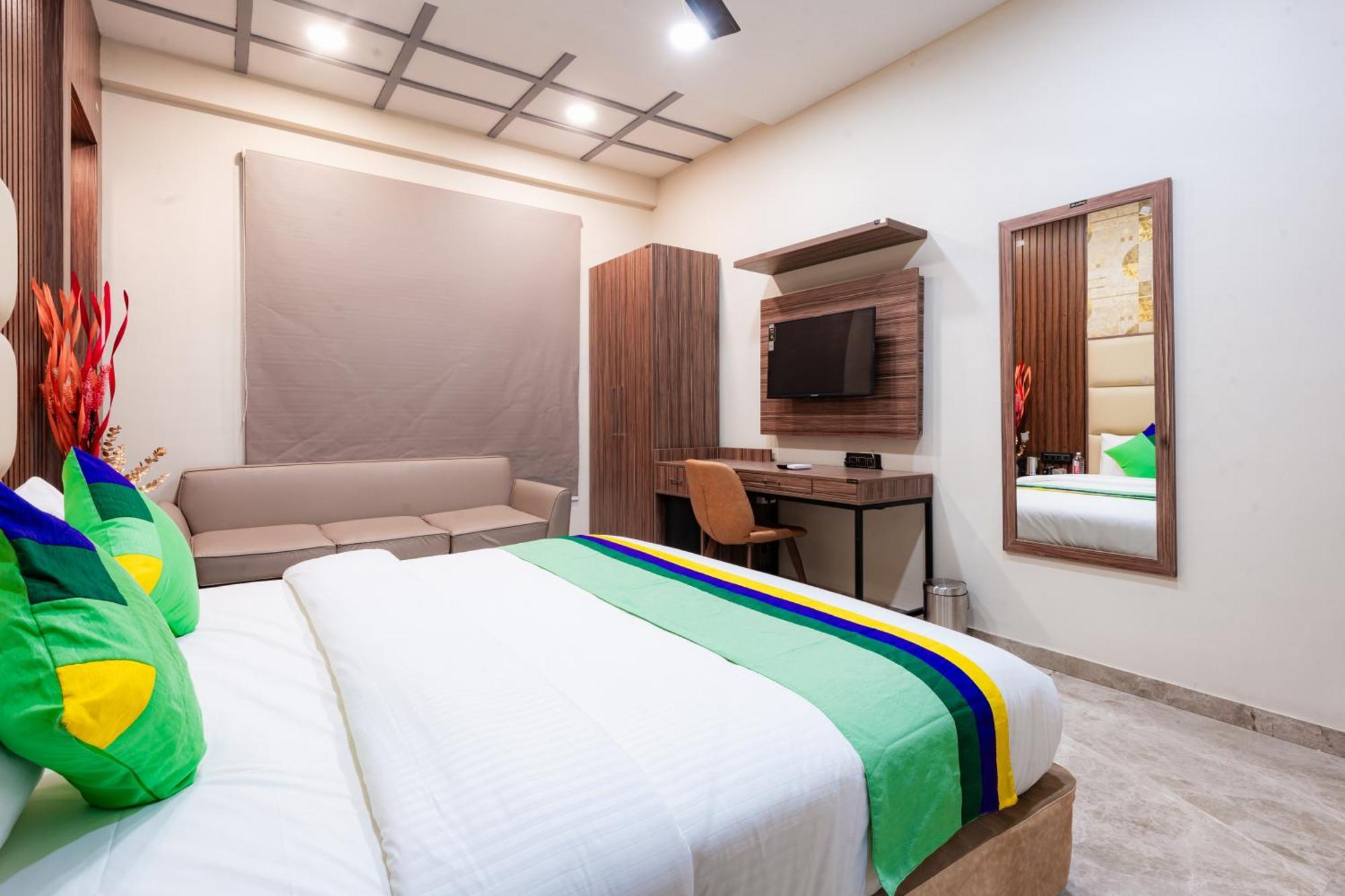 Treebo City Center Sakardara Экстерьер фото