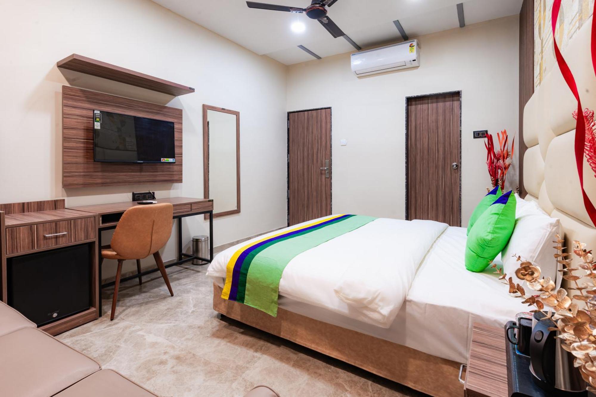 Treebo City Center Sakardara Экстерьер фото