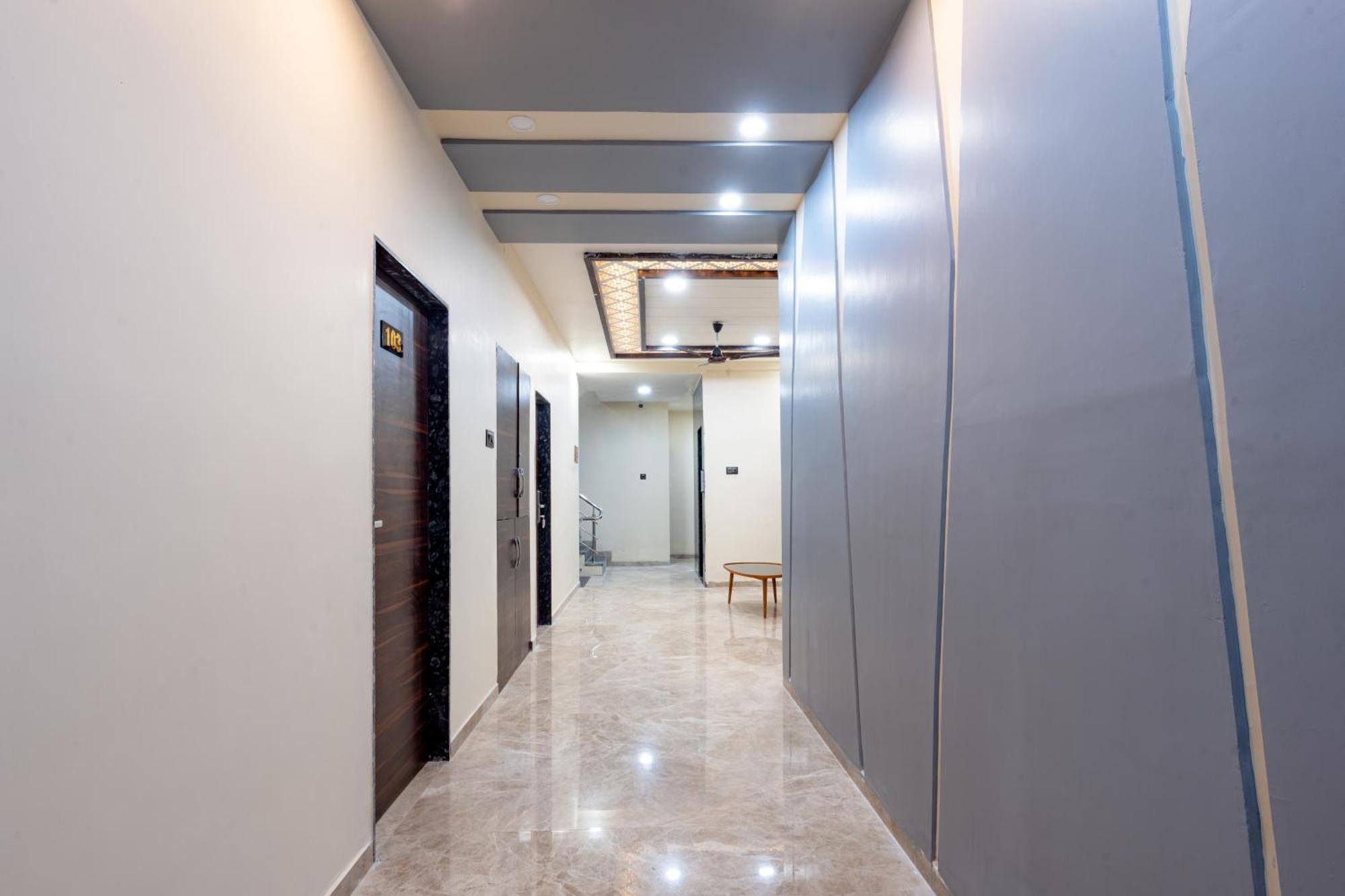 Treebo City Center Sakardara Экстерьер фото